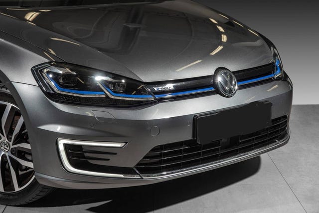 WVWZZZAUZK8907687 2019 VOLKSWAGEN GOLF-2