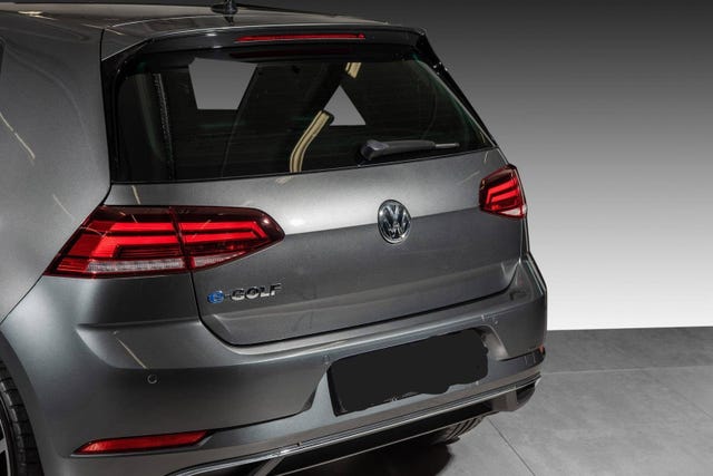 2019 VOLKSWAGEN GOLF - 8