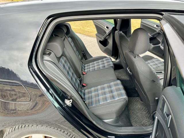 2019 VOLKSWAGEN GOLF - 21