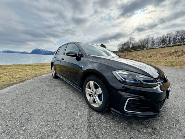 2019 VOLKSWAGEN GOLF - 9