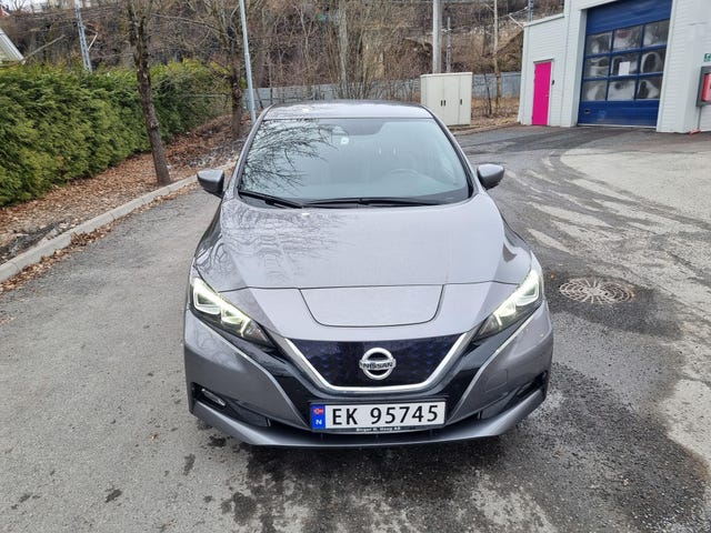 SJNFAAZE1U0020414 2018 NISSAN LEAF-1