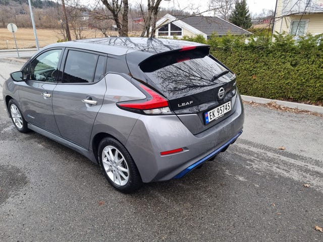 2018 NISSAN LEAF - 7