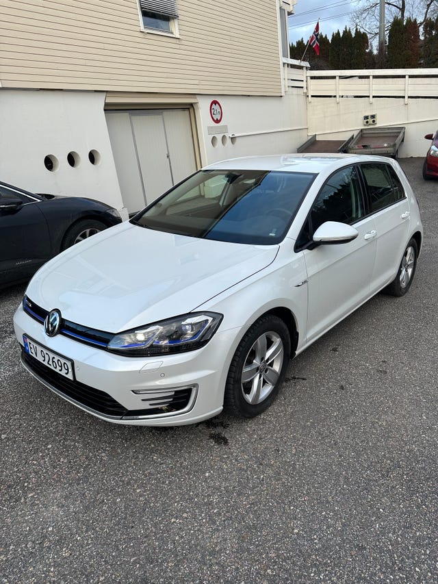 WVWZZZAUZK8912992 2019 VOLKSWAGEN GOLF-0