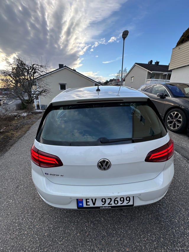WVWZZZAUZK8912992 2019 VOLKSWAGEN GOLF-4