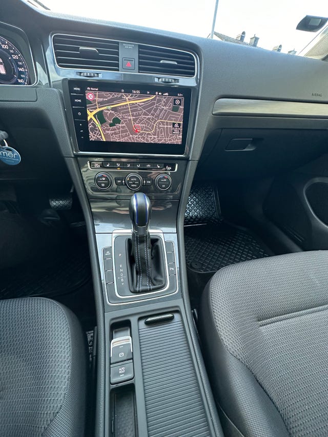 2019 VOLKSWAGEN GOLF - 13