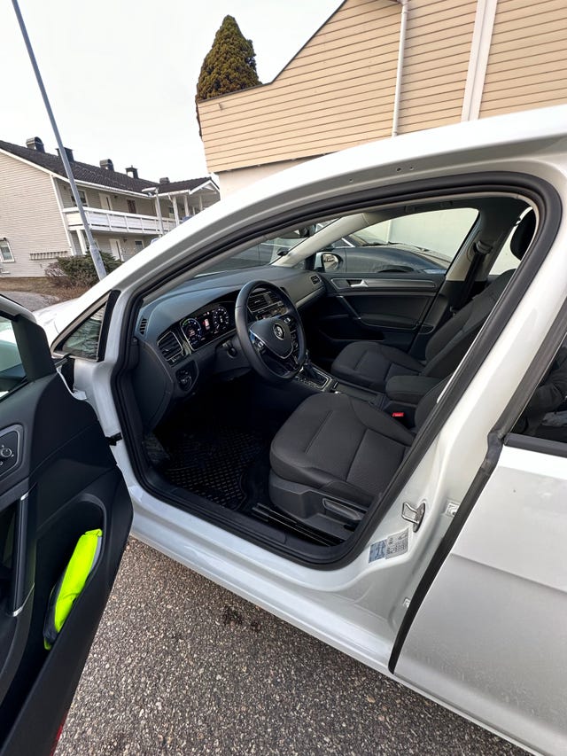 2019 VOLKSWAGEN GOLF - 9