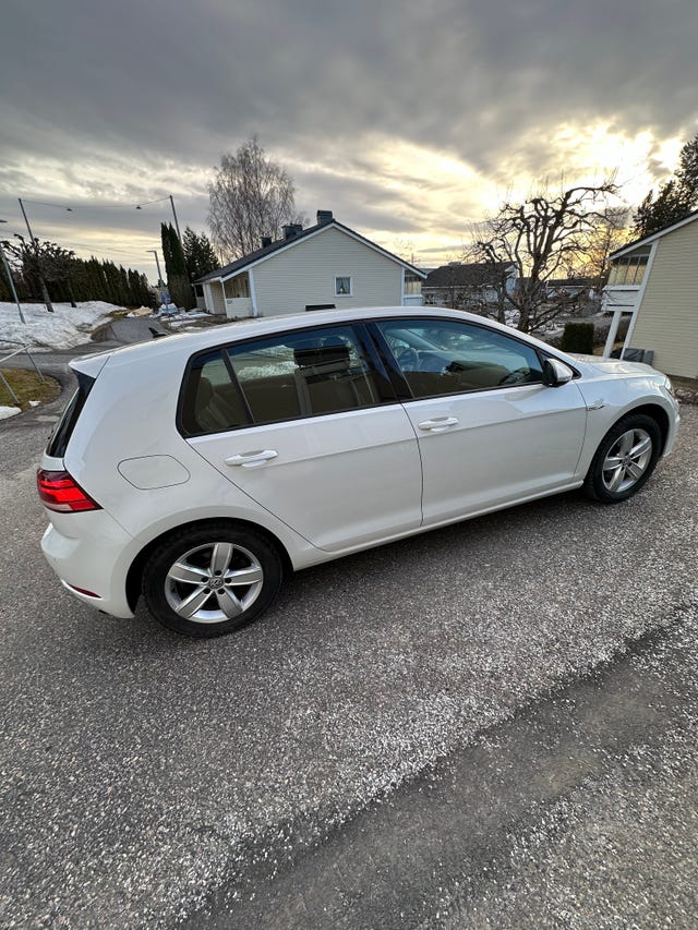 2019 VOLKSWAGEN GOLF - 7