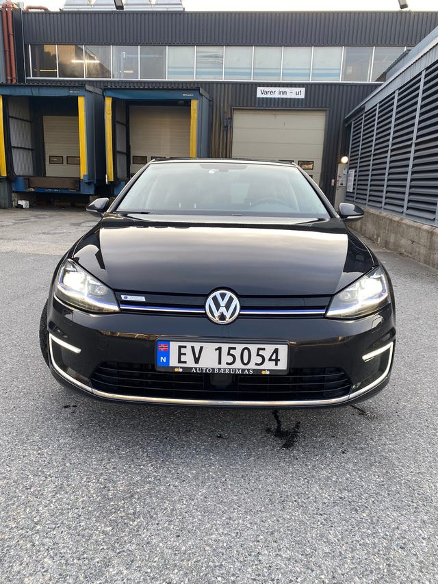 WVWZZZAUZJ8910582 2018 VOLKSWAGEN GOLF-2