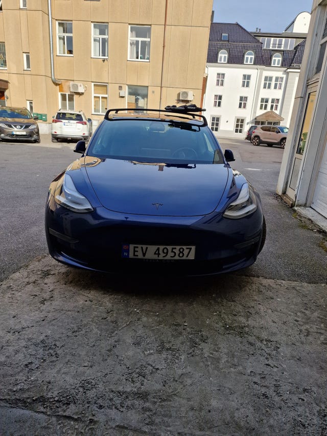 5YJ3E7EB2KF207995 2019 TESLA MODEL 3-1