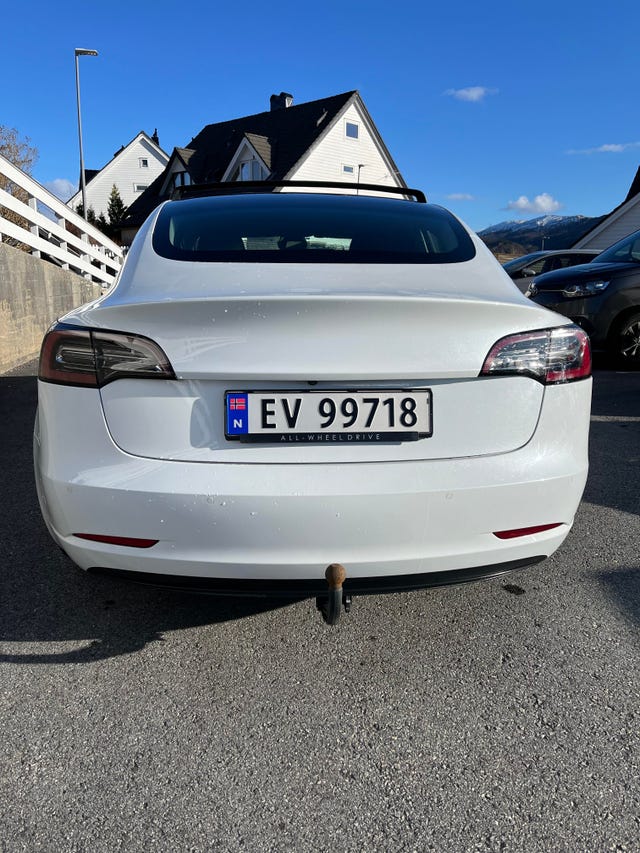 2019 TESLA MODEL 3 - 8