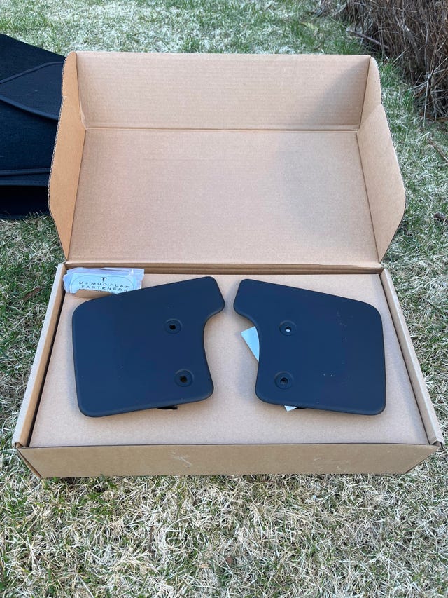 5YJ3E7EB0KF532094 2019 TESLA MODEL 3-4