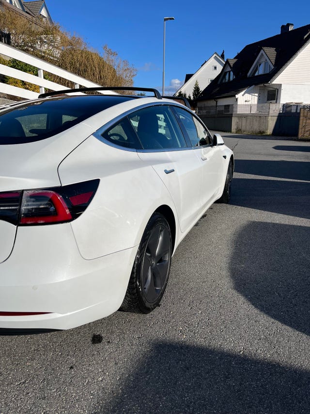 2019 TESLA MODEL 3 - 19