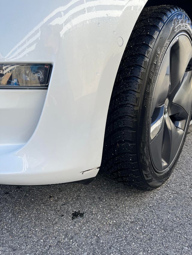 5YJ3E7EB0KF532094 2019 TESLA MODEL 3-5