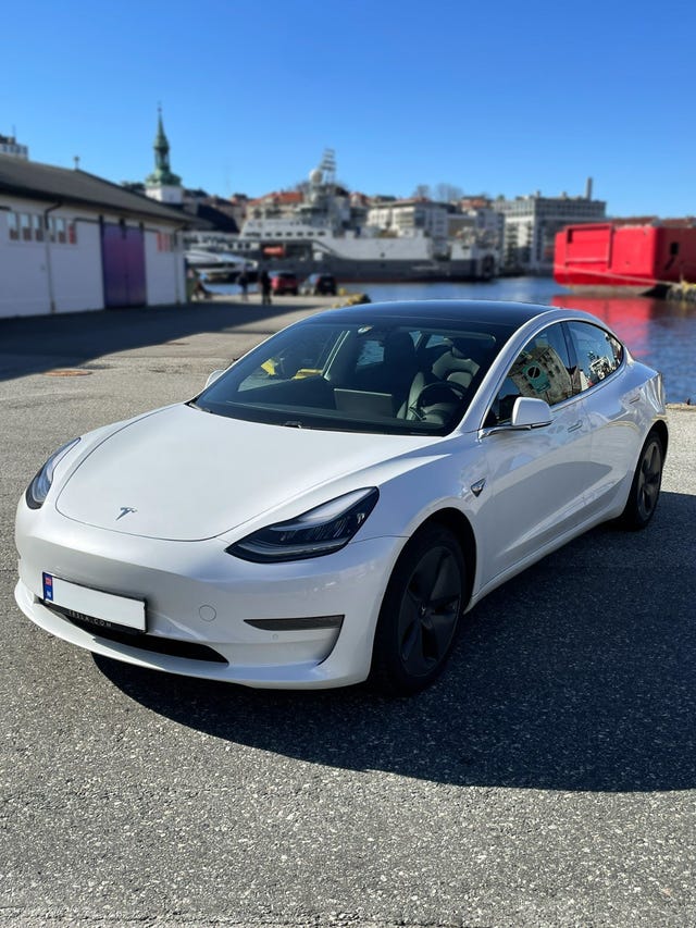 5YJ3E7EB2KF320250 2019 TESLA MODEL 3-0
