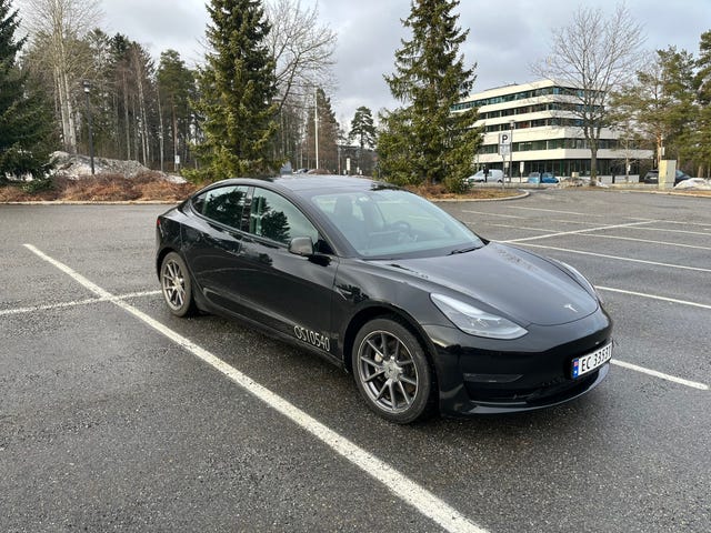 5YJ3E7EB8MF890479 2021 TESLA MODEL 3-2