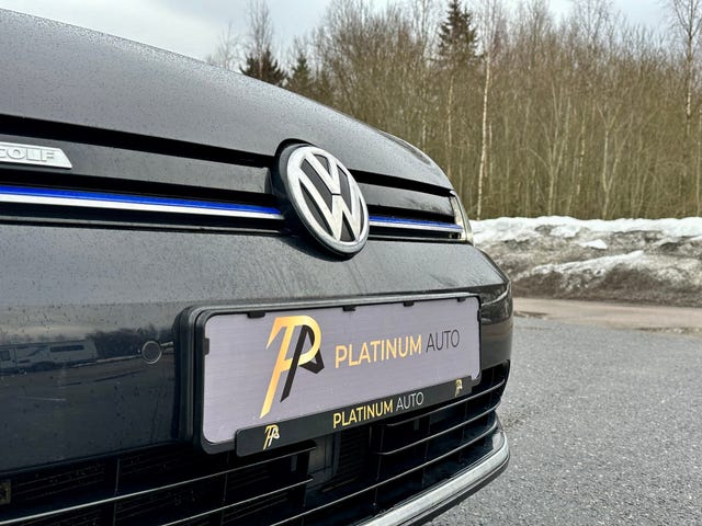 2019 VOLKSWAGEN GOLF - 9