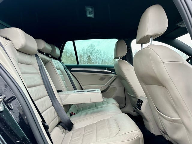 2019 VOLKSWAGEN GOLF - 20