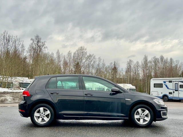 WVWZZZAUZK8909749 2019 VOLKSWAGEN GOLF-1