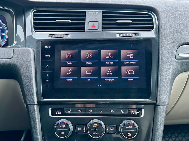 2019 VOLKSWAGEN GOLF - 35