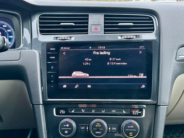 2019 VOLKSWAGEN GOLF - 36