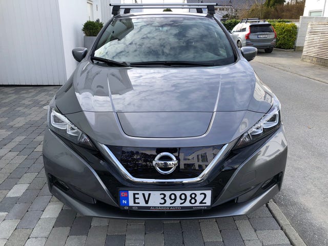 SJNFAAZE1U0041536 2018 NISSAN LEAF-4