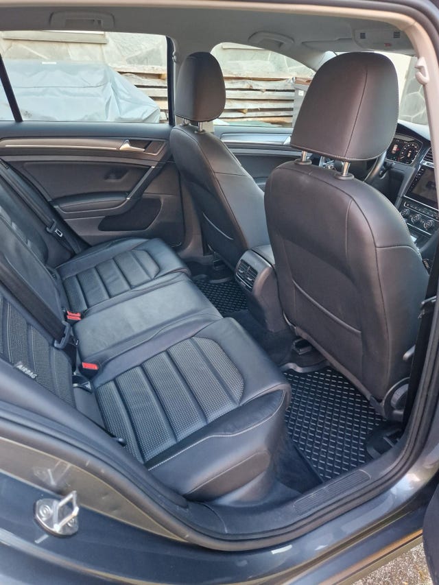 2019 VOLKSWAGEN GOLF - 16