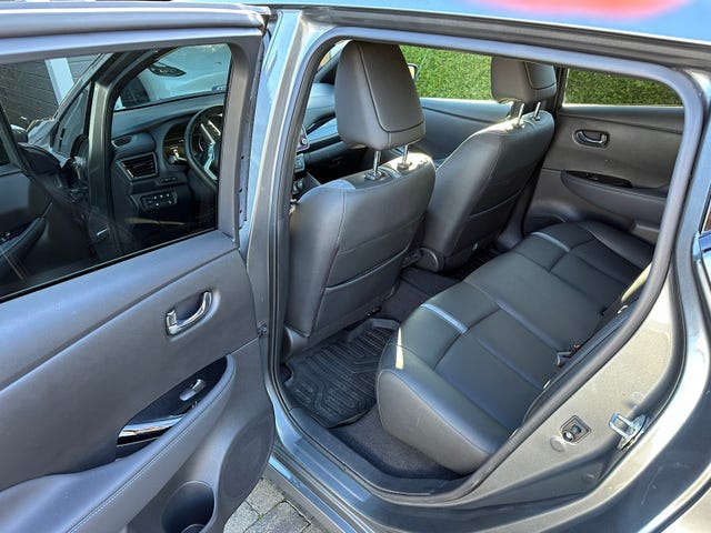 2021 NISSAN LEAF - 15