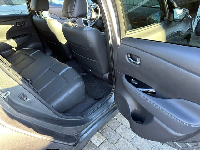 2021 NISSAN LEAF - 13