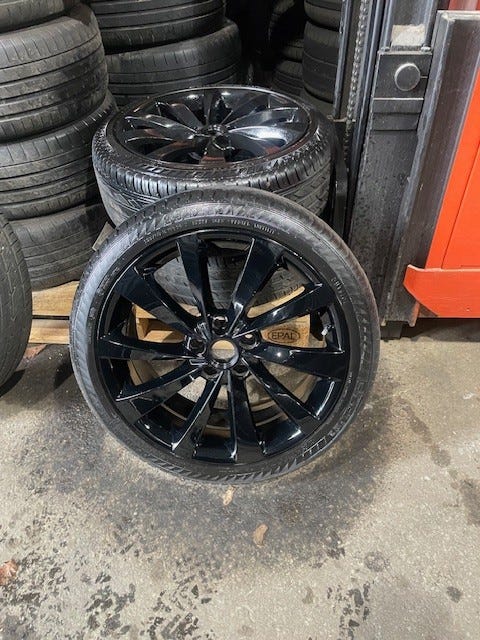 2019 TESLA MODEL 3 - 32