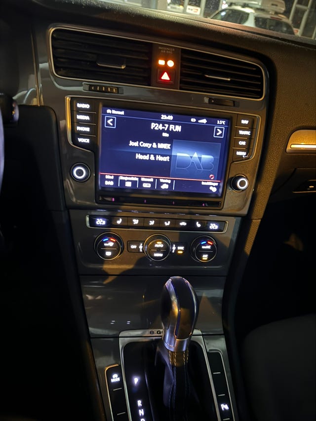 2015 VOLKSWAGEN GOLF - 13