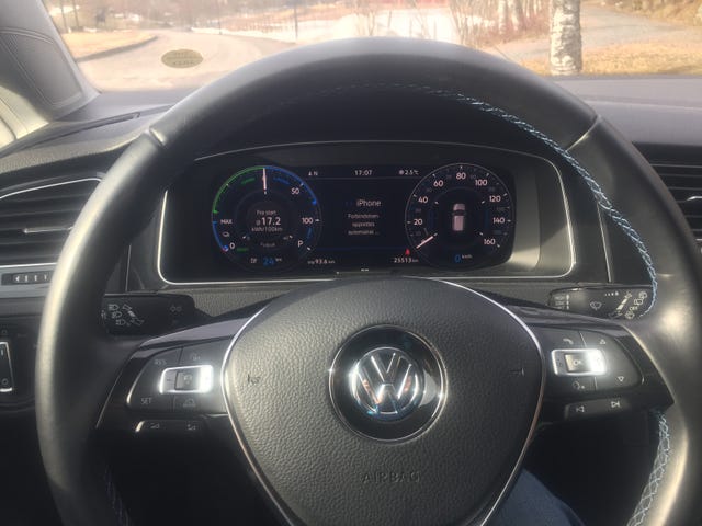 2018 VOLKSWAGEN GOLF - 8