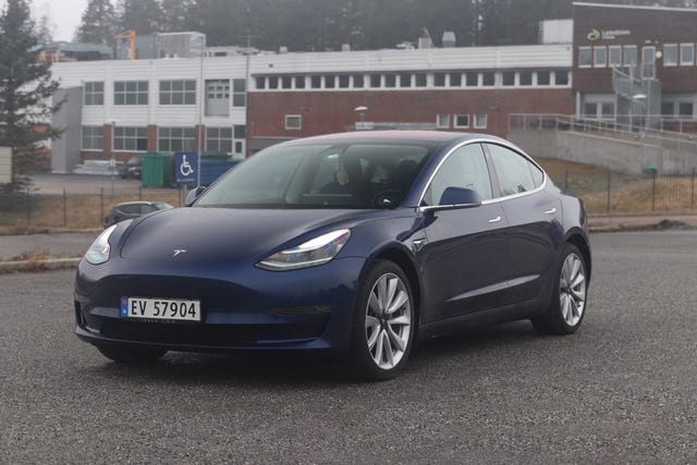 5YJ3E7EB7KF220287 2019 TESLA MODEL 3-2