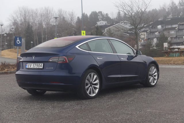 2019 TESLA MODEL 3 - 10