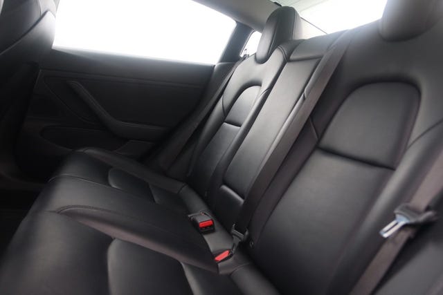 2019 TESLA MODEL 3 - 32