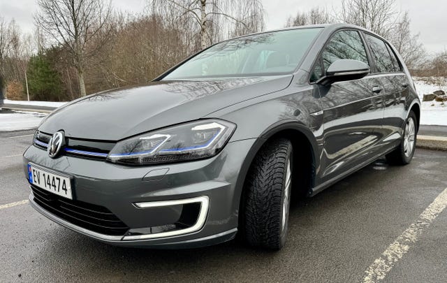 WVWZZZAUZJ8910768 2018 VOLKSWAGEN GOLF-0