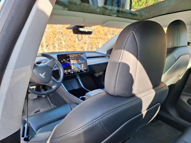 2019 TESLA MODEL 3 - 16
