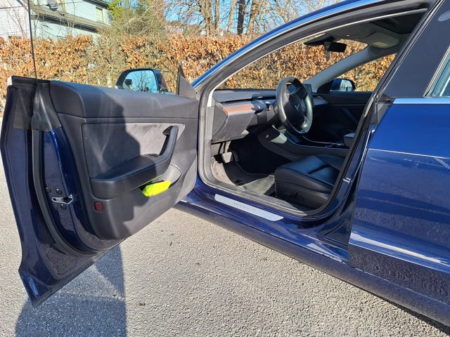 5YJ3E7EB7KF233914 2019 TESLA MODEL 3-3
