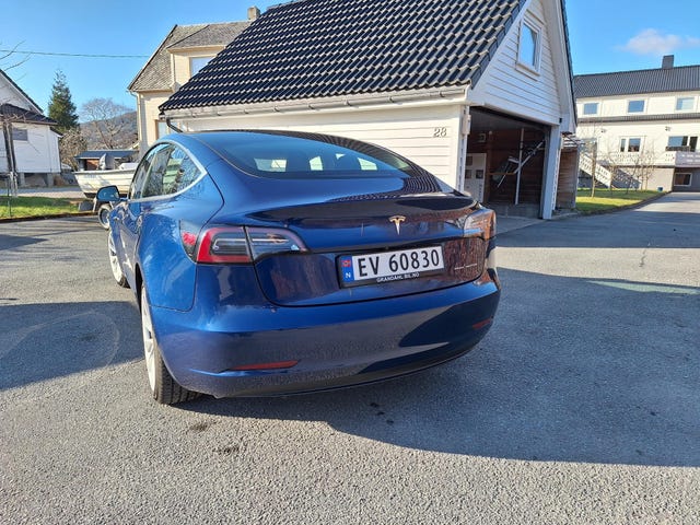 2019 TESLA MODEL 3 - 24