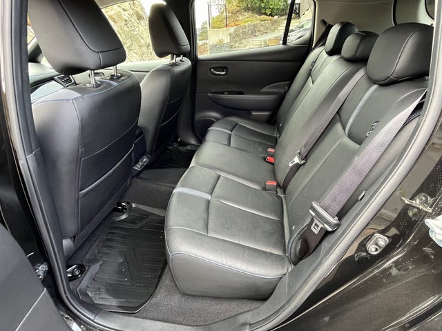 2021 NISSAN LEAF - 12