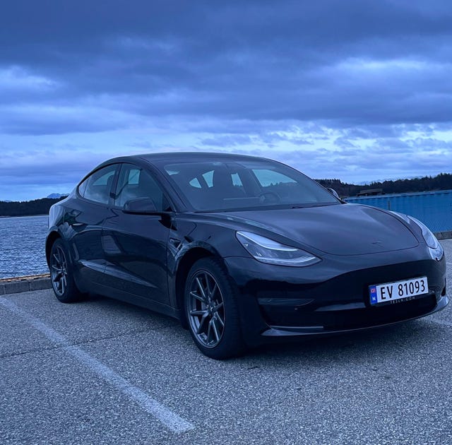 5YJ3E7EA5KF340421 2019 TESLA MODEL 3-0
