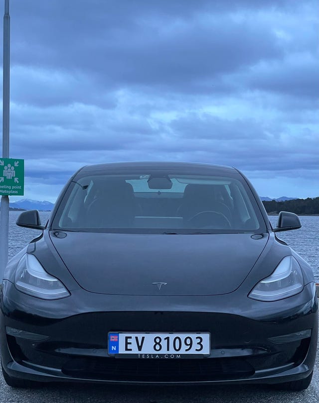 5YJ3E7EA5KF340421 2019 TESLA MODEL 3-1