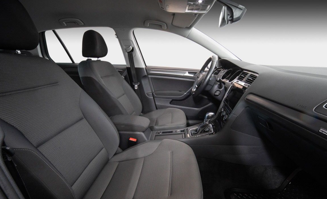 WVWZZZAUZKW913764 2019 VOLKSWAGEN GOLF-4
