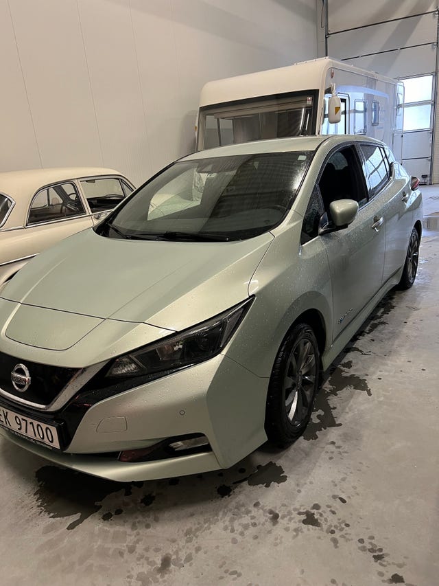 2018 NISSAN LEAF - 14