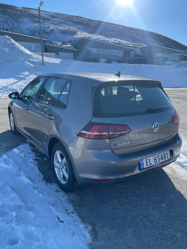 WVWZZZAUZFW910718 2015 VOLKSWAGEN GOLF-4