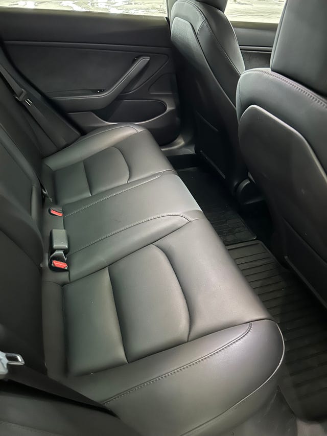 5YJ3E7EA4KF372910 2019 TESLA MODEL 3-5