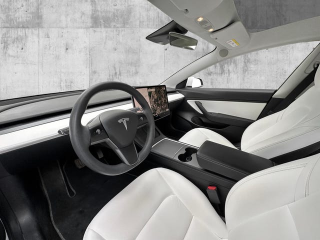 2021 TESLA MODEL 3 - 22