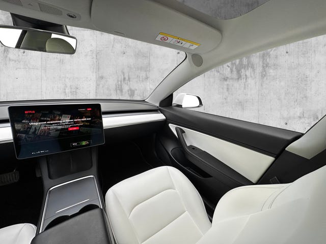 2021 TESLA MODEL 3 - 29