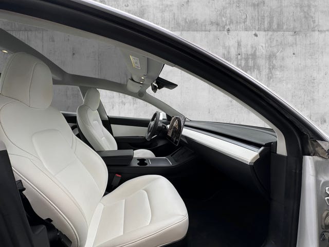 2021 TESLA MODEL 3 - 26
