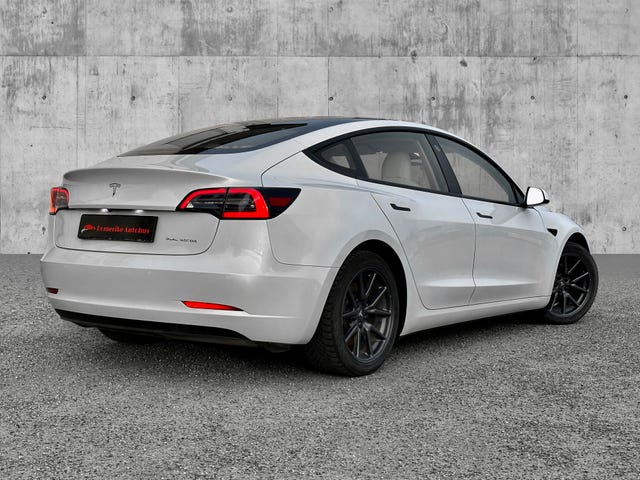 5YJ3E7EB9MF832221 2021 TESLA MODEL 3-2