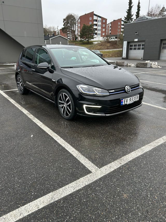 WVWZZZAUZK8913392 2019 VOLKSWAGEN GOLF-1